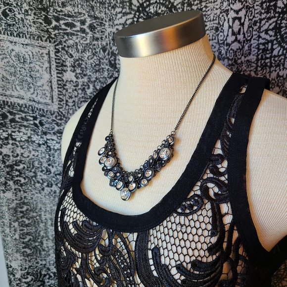 KAREN KANE...CROCHET TOP - Picture 2 of 4